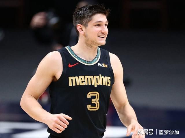 爱游戏中国-风云突变孟菲斯灰熊赛后迎来里程碑，全明星赛版图或变，震撼外界，赛季目标并未改变(孟菲斯灰熊对阵菲尼克斯太阳)