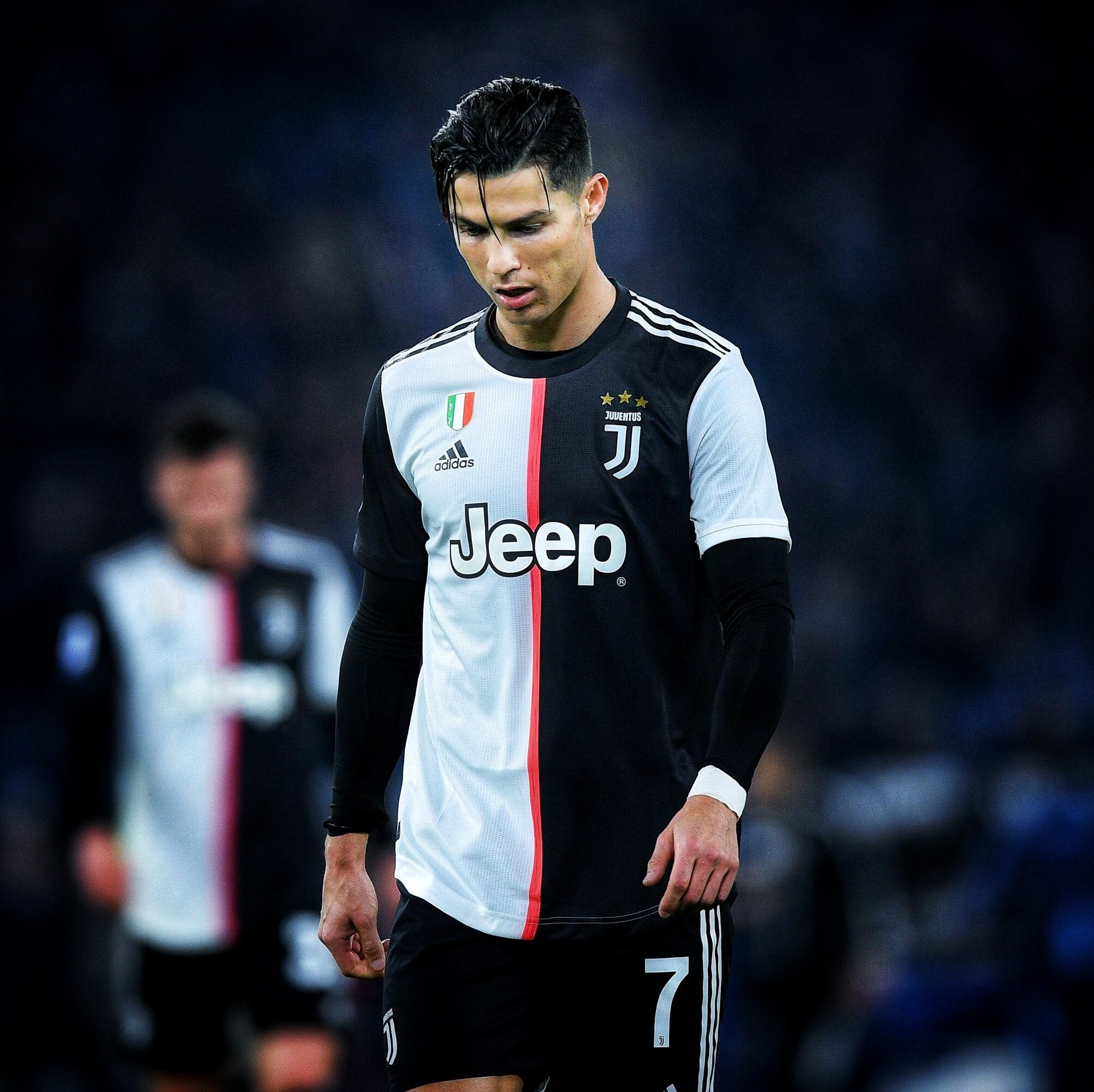 ayx-里程碑夜尤文图斯状态回暖东契奇在公牛比赛中赛事规则更新，C罗连续七场比赛得分超过比分优势明显瞬间刷屏的简单介绍