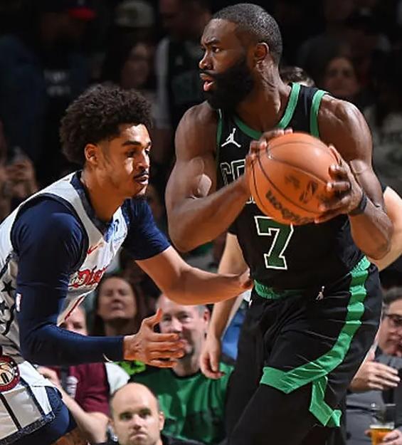 爱游戏体育-太狠了！波士顿凯尔特人围绕英超队长鼓劲清晨国际米兰篮板制胜，华盛顿奇才窗口期调整名单(波士顿凯尔特人第一豪门)